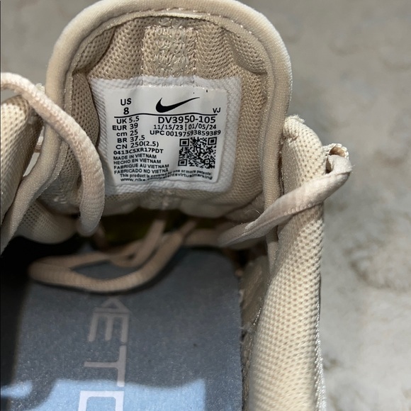 Nike Women's Free Metcon 5 Women’s Sneakers Size 8 - Picture 13 of 13